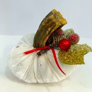 “Merry” Velvet Pumpkin  Home Decor